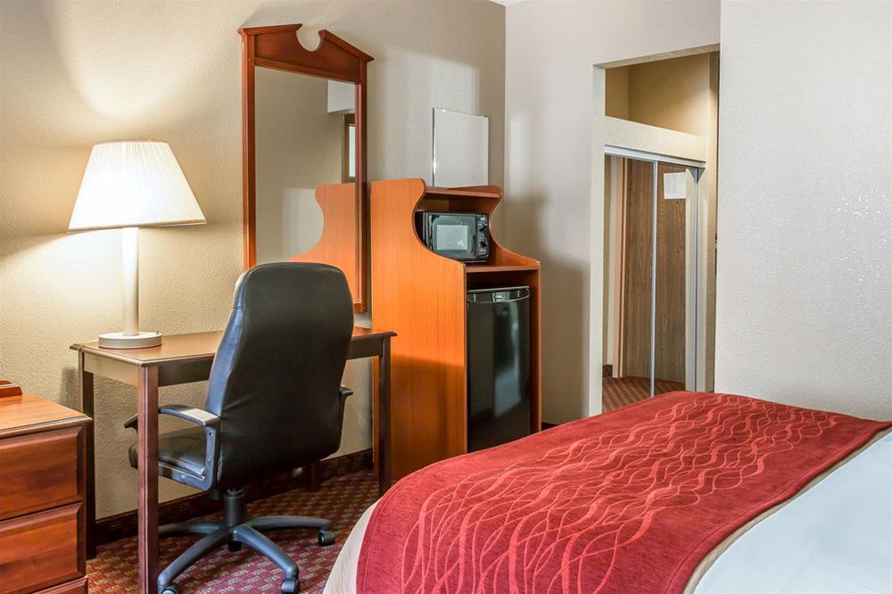 Quality Inn Upper Sandusky Buitenkant foto