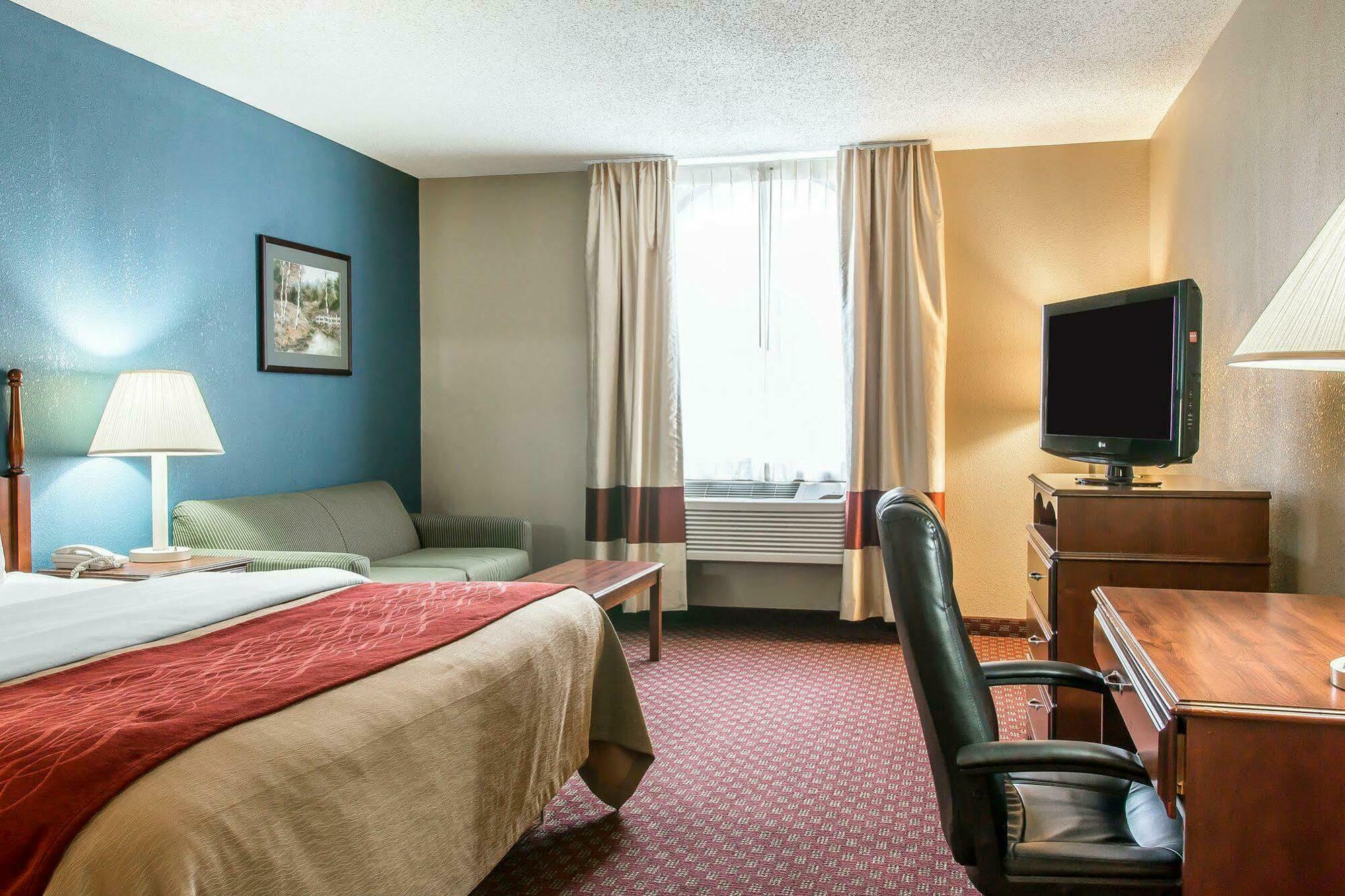 Quality Inn Upper Sandusky Buitenkant foto